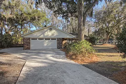 2001 Ashwood Circle, Beaufort, SC 29906 - Photo 2