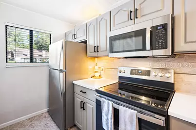 96 Mathews Drive #164, Hilton Head Island, SC 29926 - Photo 8