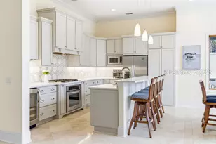 3 Roxbury Cir, Hilton Head Island, SC 29928 - Photo 8