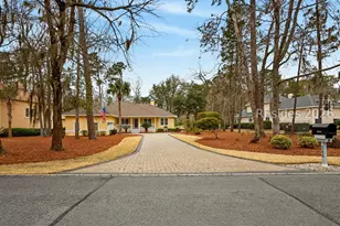 245 Fort Howell Dr, Hilton Head Island, SC 29926 - Photo 2