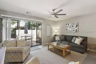 11 Tanglewood Dr, Hilton Head Island, SC 29928 - Photo 2