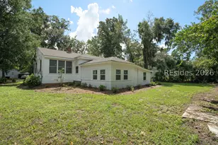2002 Roper St, Beaufort, SC 29902 - Photo 42