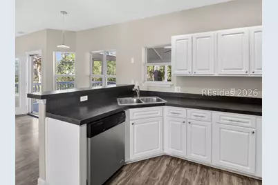 15 Pine Burr Road E #18, Hilton Head Island, SC 29926 - Photo 12