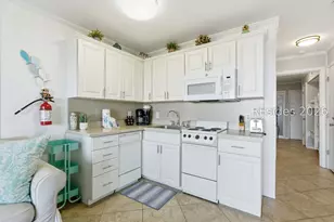 40 Folly Field Rd, Hilton Head Island, SC 29928 - Photo 32