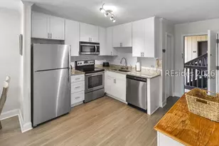 40 Folly Field Rd, Hilton Head Island, SC 29928 - Photo 20