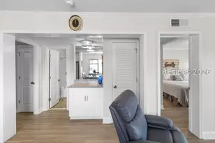 40 Folly Field Rd, Hilton Head Island, SC 29928 - Photo 18