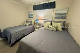 40 Folly Field Rd, Hilton Head Island, SC 29928 - Photo 2