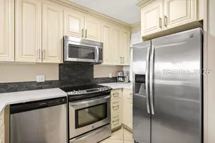663 William Hilton Pkwy, Hilton Head Island, SC 29928 - Photo 6