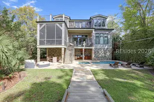 9 Bayberry Ln, Hilton Head Island, SC 29928 - Photo 4