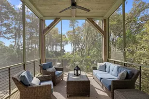 9 Bayberry Ln, Hilton Head Island, SC 29928 - Photo 4