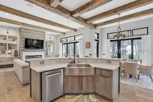 9 Bayberry Ln, Hilton Head Island, SC 29928 - Photo 12