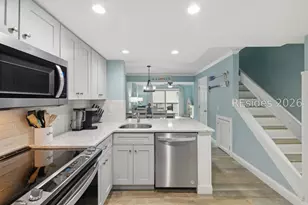 5 Tanglewood Dr, Hilton Head Island, SC 29928 - Photo 2