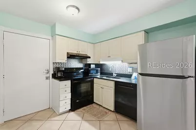 45 Folly Field Road #21E, Hilton Head Island, SC 29928 - Photo 4
