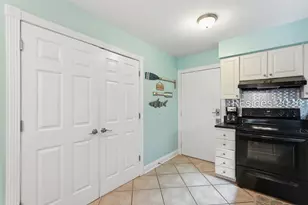 45 Folly Field Rd, Hilton Head Island, SC 29928 - Photo 6