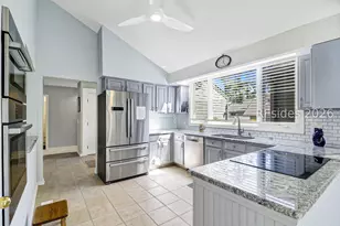 40 Planters Wood Dr, Hilton Head Island, SC 29928 - Photo 6