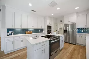 10 Sagebush Ln, Hilton Head Island, SC 29926 - Photo 2