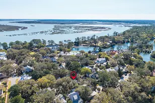 15 S Drayton St, Bluffton, SC 29910 - Photo 2