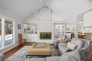 24 Royal Crest Dr, Hilton Head Island, SC 29928 - Photo 10