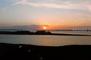 18 Nautilas Rd, Hilton Head Island, SC 29928 - Photo 2