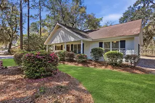 21 River Oaks Dr, Bluffton, SC 29910 - Photo 4