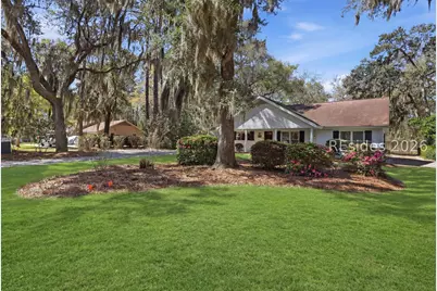 21 River Oaks Drive, Bluffton, SC 29910 - Photo 2