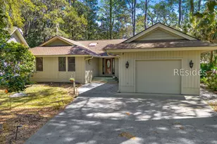 2 Sweet Gum Ln, Hilton Head Island, SC 29928 - Photo 2