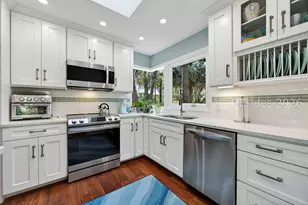 4 Quincy Ln, Hilton Head Island, SC 29928 - Photo 14