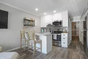 40 Folly Field Rd, Hilton Head Island, SC 29928 - Photo 2