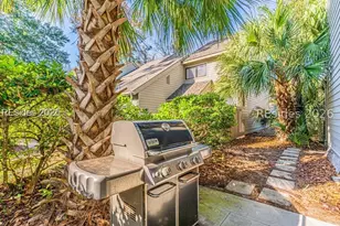 25 Mooring Buoy, Hilton Head Island, SC 29928 - Photo 4