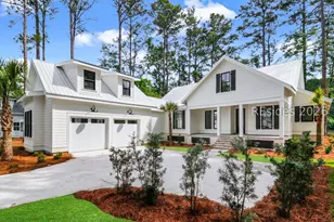 10 Oldfield Village Rd, Bluffton, SC 29909 - Photo 4