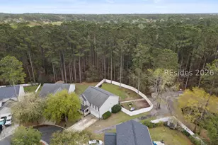 11 Longleaf Ct, Bluffton, SC 29910 - Photo 2