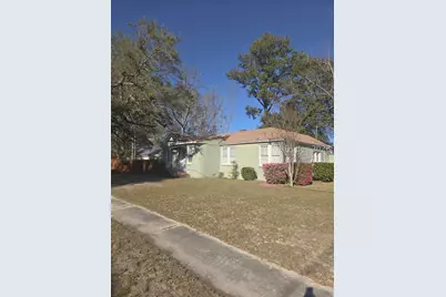 437 SE Laurens Avenue, Fairfax, SC 29827 - Photo 2