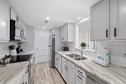 13 Sailmaster Common #13, Hilton Head Island, SC 29928 - Photo 8