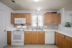 58 E Morningside Dr, Bluffton, SC 29910 - Photo 12