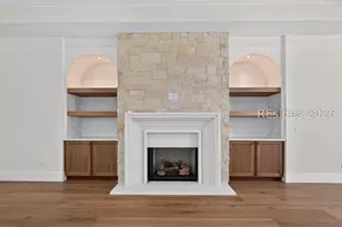 740 Colonial Dr, Hilton Head Island, SC 29926 - Photo 8
