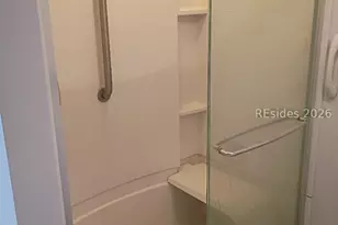 11 E Tanglewood Dr E, Hilton Head Island, SC 29928 - Photo 6