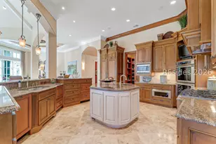 752 Colonial Dr, Hilton Head Island, SC 29926 - Photo 22