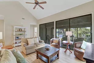 33 Lake Forest Dr, Hilton Head Island, SC 29928 - Photo 14