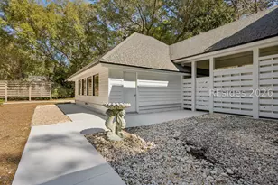 13 McIntosh Rd, Hilton Head Island, SC 29926 - Photo 66