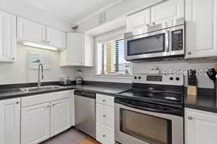 663 William Hilton Pkwy, Hilton Head Island, SC 29928 - Photo 10