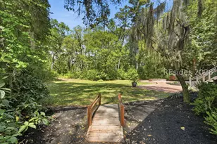 21 McIntosh Rd, Hilton Head Island, SC 29926 - Photo 38