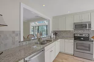 60 Carnoustie Rd, Hilton Head Island, SC 29928 - Photo 14