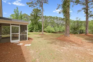 102 Pine Ridge Dr, Bluffton, SC 29910 - Photo 4