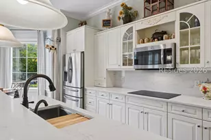 39 Royal Pointe Dr, Hilton Head Island, SC 29926 - Photo 18