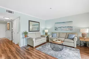 40 Folly Field Rd, Hilton Head Island, SC 29928 - Photo 6