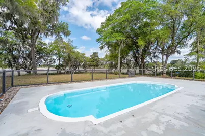 1638 Hampton Drive, Beaufort, SC 29906 - Photo 4