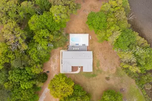 1638 Hampton Dr, Beaufort, SC 29906 - Photo 2