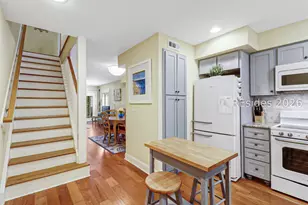 43 Folly Field Rd, Hilton Head Island, SC 29928 - Photo 6