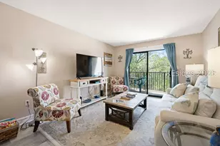 34 S Forest Beach Dr, Hilton Head Island, SC 29928 - Photo 10