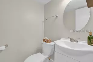 90 Gloucester Rd, Hilton Head Island, SC 29928 - Photo 6